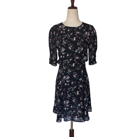 Reformation Dresses & Skirts - Reformation Bard Mini Dress in Jolene Black Floral Print size 6